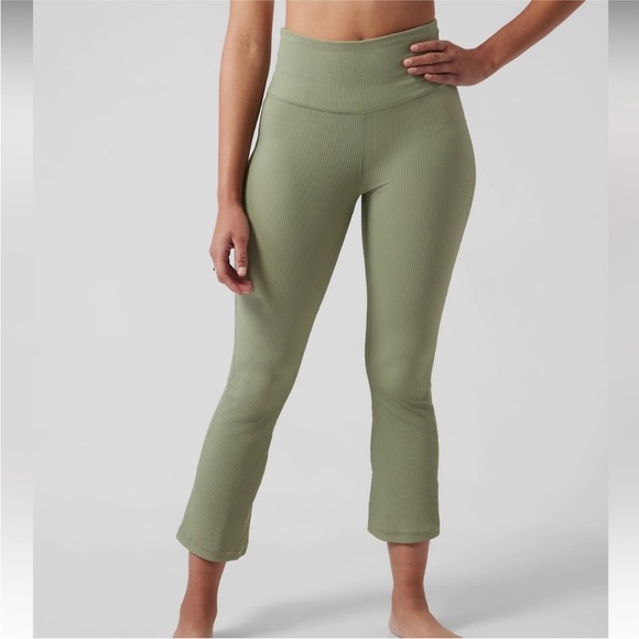 Athleta Elation Rib Crop Flare Pants Olive Green L - Picture 1 of 9